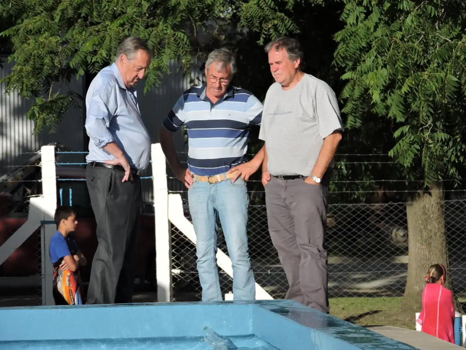 Lunghi supervisó el inicio de la temporada en localidades rurales