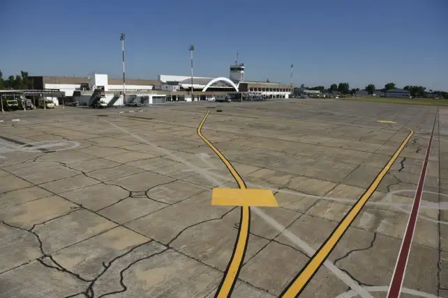 Reunión entre ediles y autoridades del aeropuerto