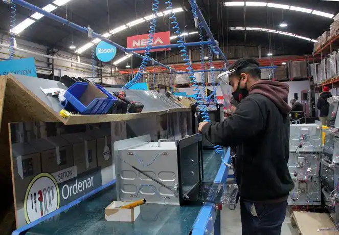 Reglamentan el programa “Te Sumo” para contratar empleados: cuáles son los requisitos