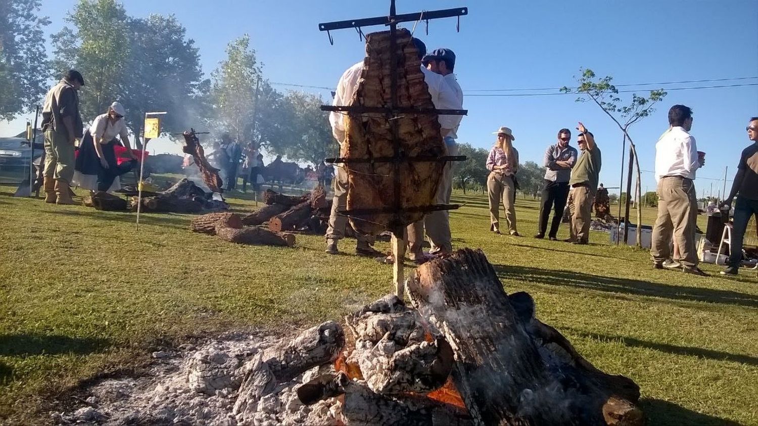 Detalles de una nueva edición de la Fiesta del Costillar a la Estaca