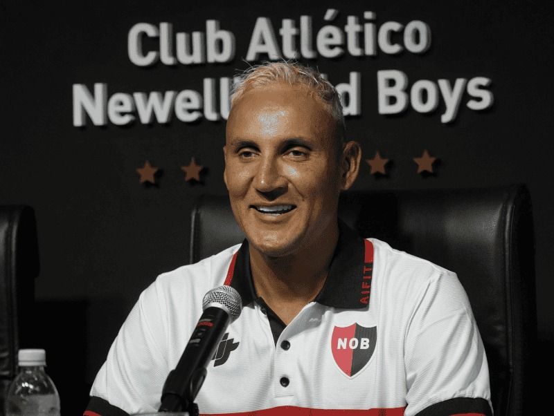 Keylor Navas confesó que el Barcelona quiso ficharlo el año pasado y no descarta una vuelta a Europa: "Ojalá que en el futuro cercano se pueda concretar alguna situación y pueda volver"
