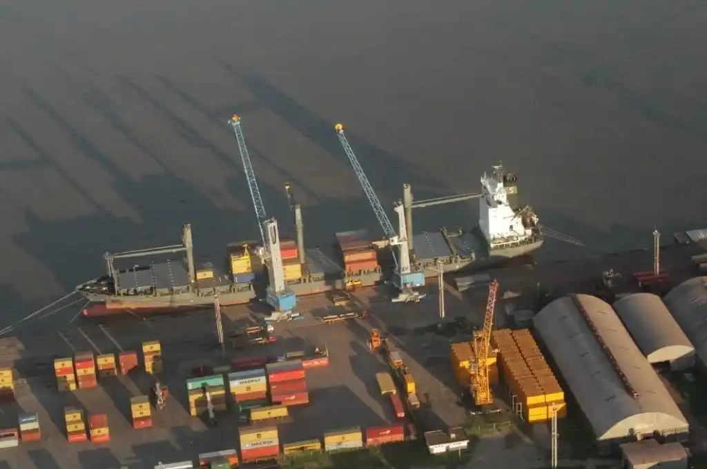 Hubo una leve caída en julio de las exportaciones santafesinas