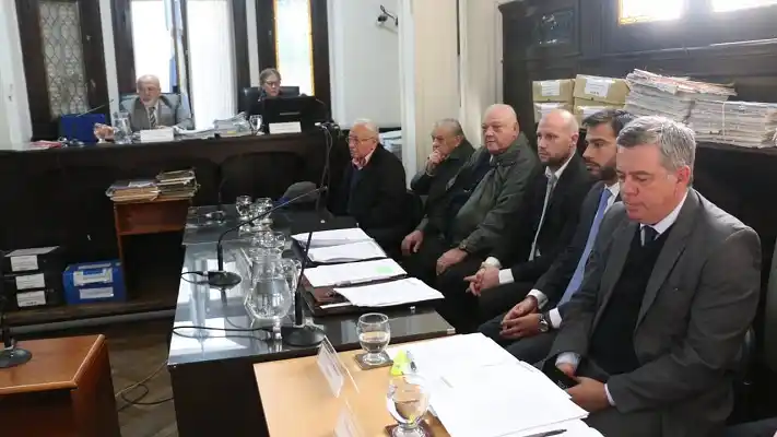 Comenzó el juicio por robo de bebés con el silencio de los médicos