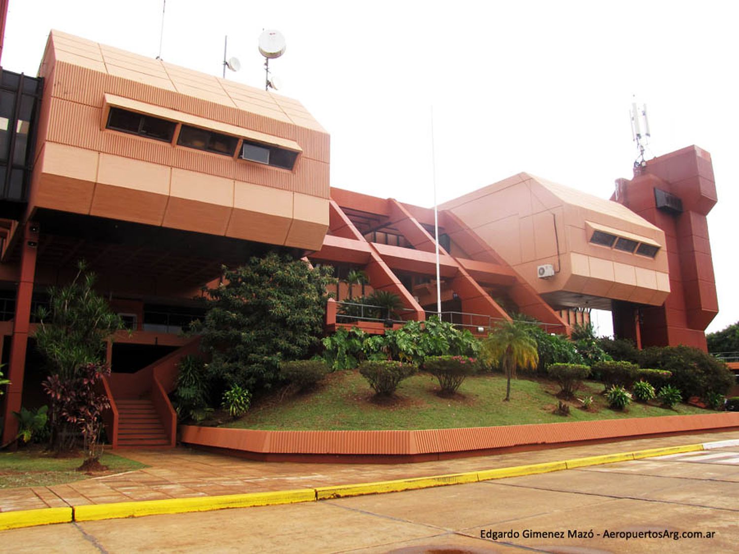 Visita al Aeropuerto de Posadas, provincia de Misiones