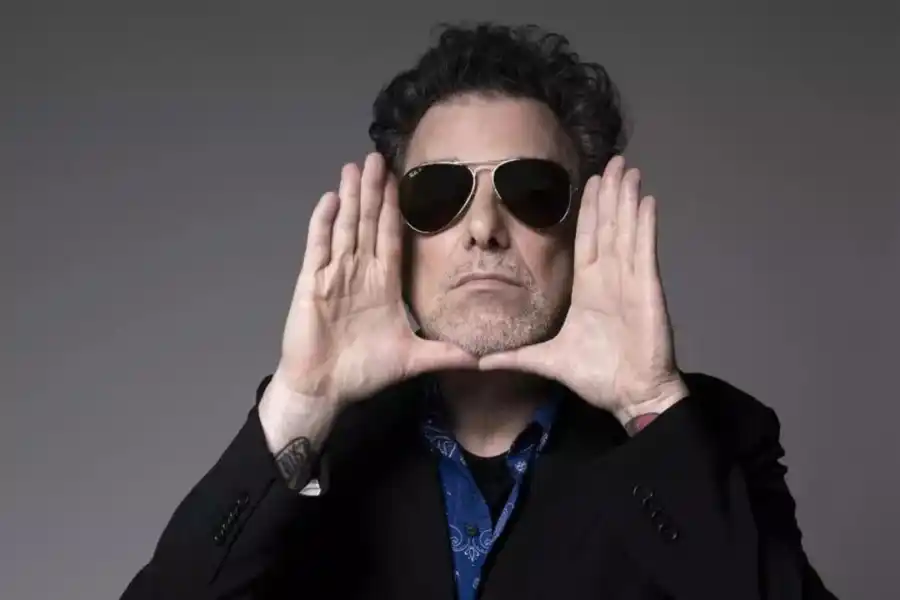 Últimas entradas en la cuenta regresiva para el show más esperado: Andres Calamaro en Santa Fe