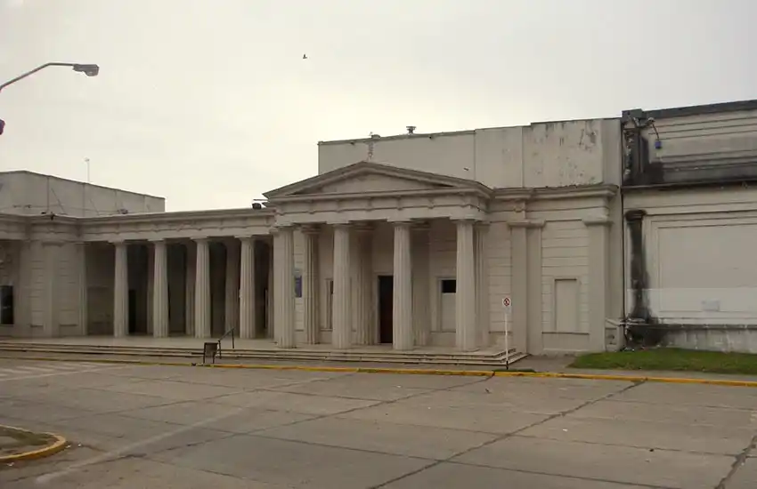 Segundo crimen del día en Rosario: falleció un hombre que recibió una brutal golpiza en el cementerio El Salvador