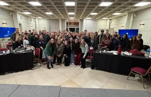 Rafaela Genera – Escuela: Más de 60 emprendedores participaron del Taller de Inteligencia Artificial