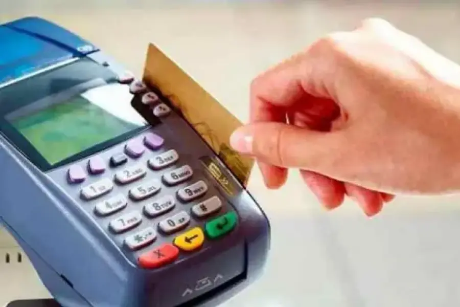 Extienden el reintegro del 15% a las compras con débito: ¿quiénes pueden acceder?