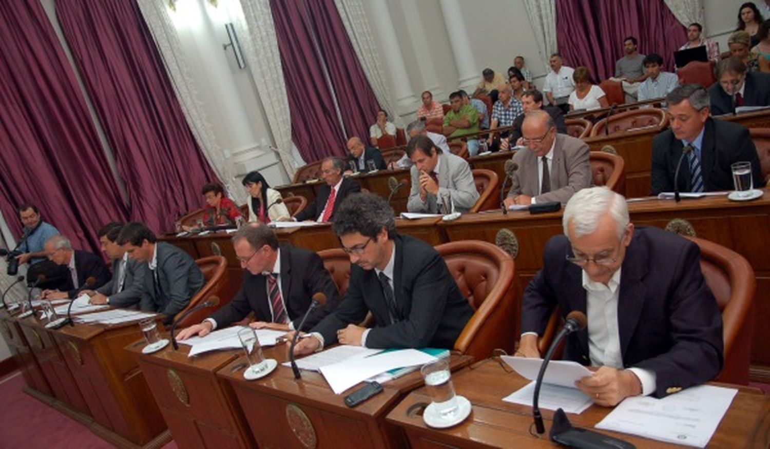 Elecciones: Media sanción a la reforma política