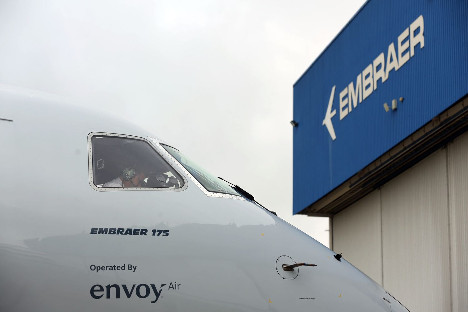 American Airlines ordena tres Embraer 175 adicionales para Envoy Air