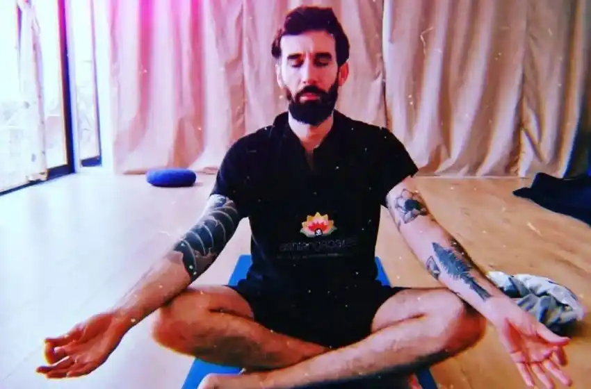 Era banquero en Wall Street, pero dejó todo para volver a Mar del Plata gracias al yoga