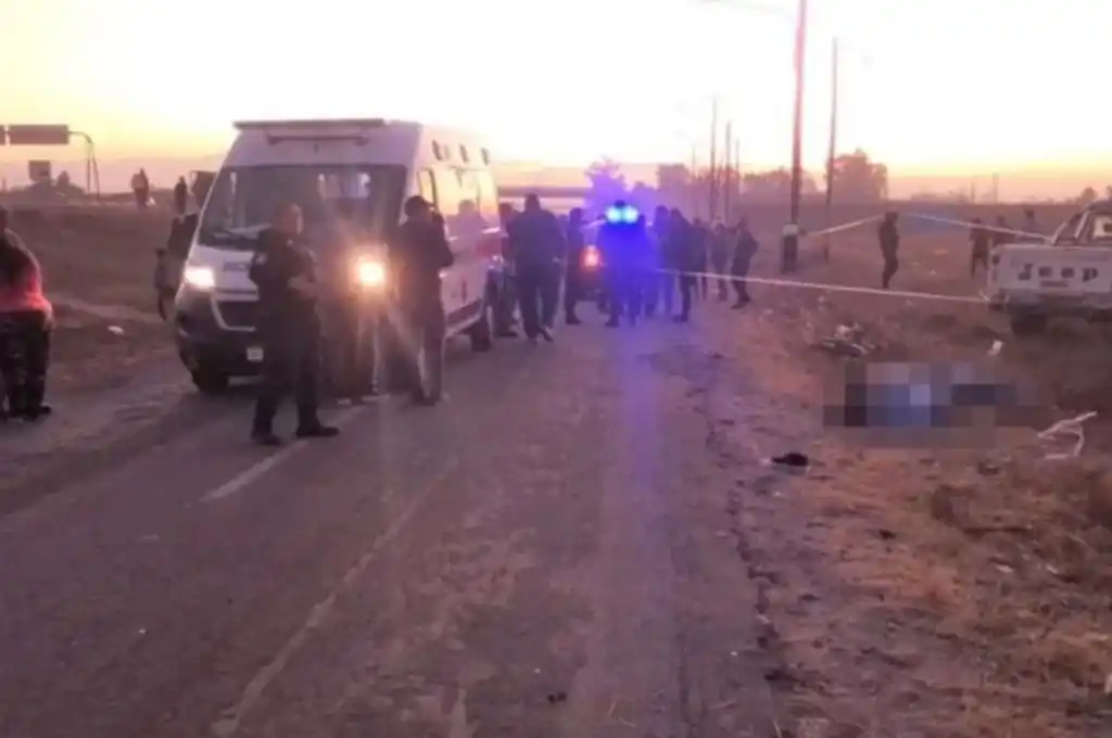 Trágico accidente en Mendoza: madre e hija fallecen al ser embestidas por una camioneta mientras iban en bicicleta
