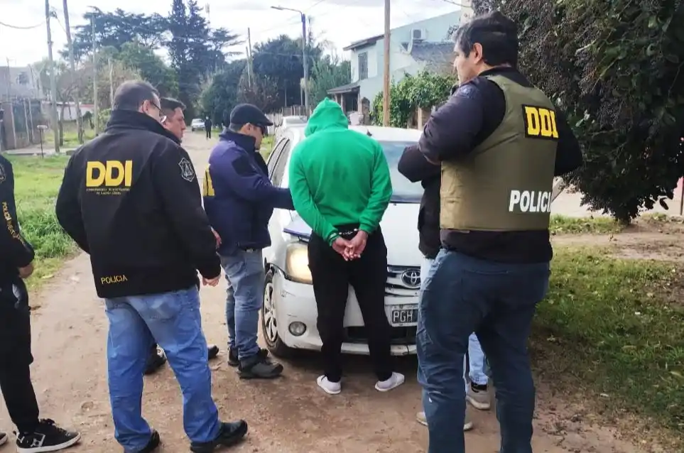 Personal de la DDI viajó a Florencio Varela a detener al acusado.