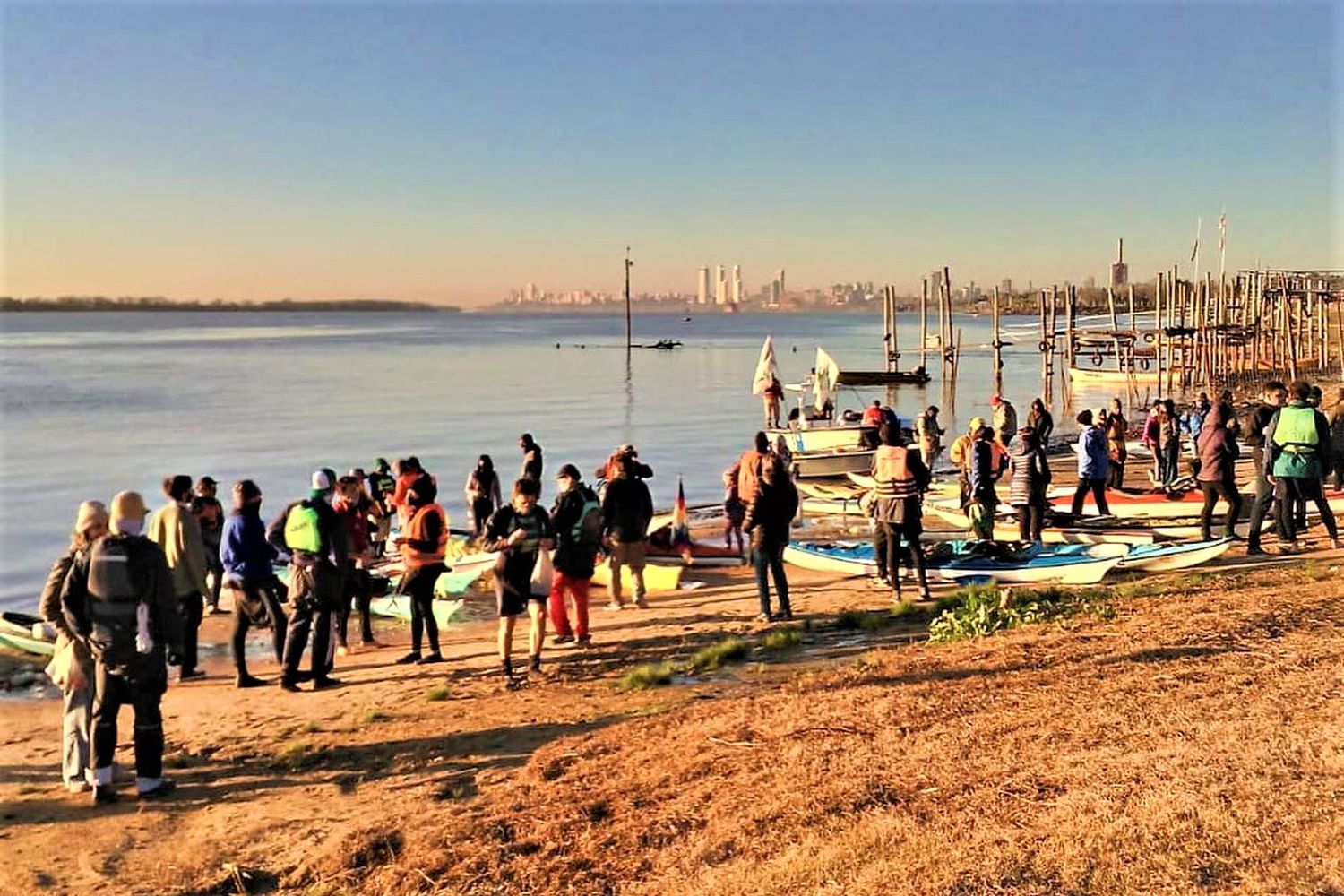 La travesía por la ley de humedales partió de Rosario rumbo a Buenos Aires y pasará por San Pedro