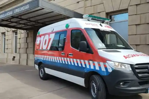 Operativo de policias y medicos para salvarle la vida a una niña de 4 años