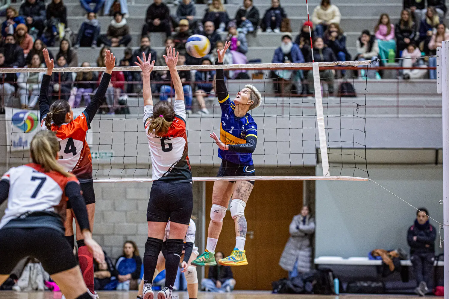 Se abre la semana de vóley en el Polideportivo con CEF N°4 X vs. Boca