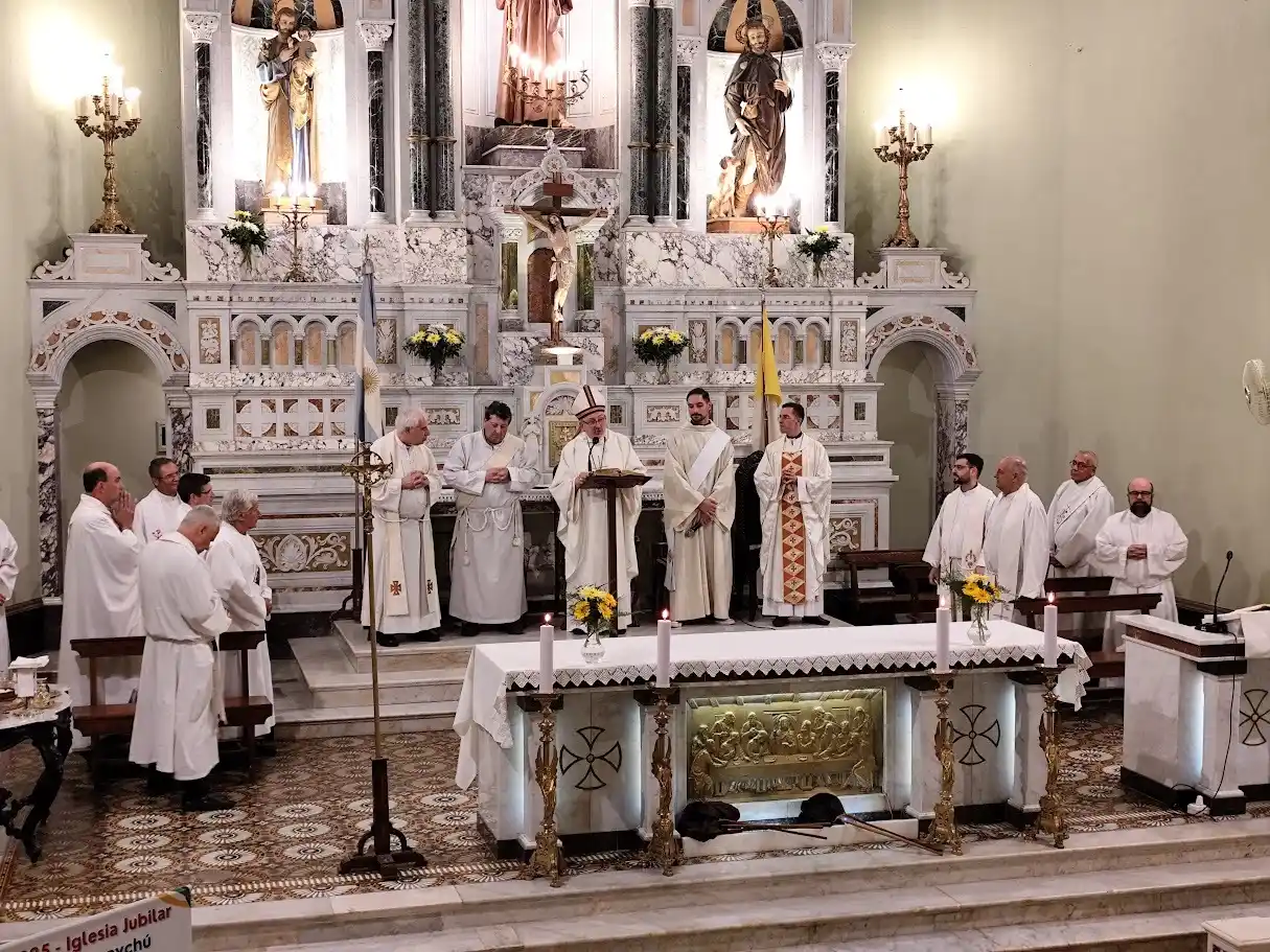 Asumió Luciano Lonardi como nuevo párroco de San Antonio