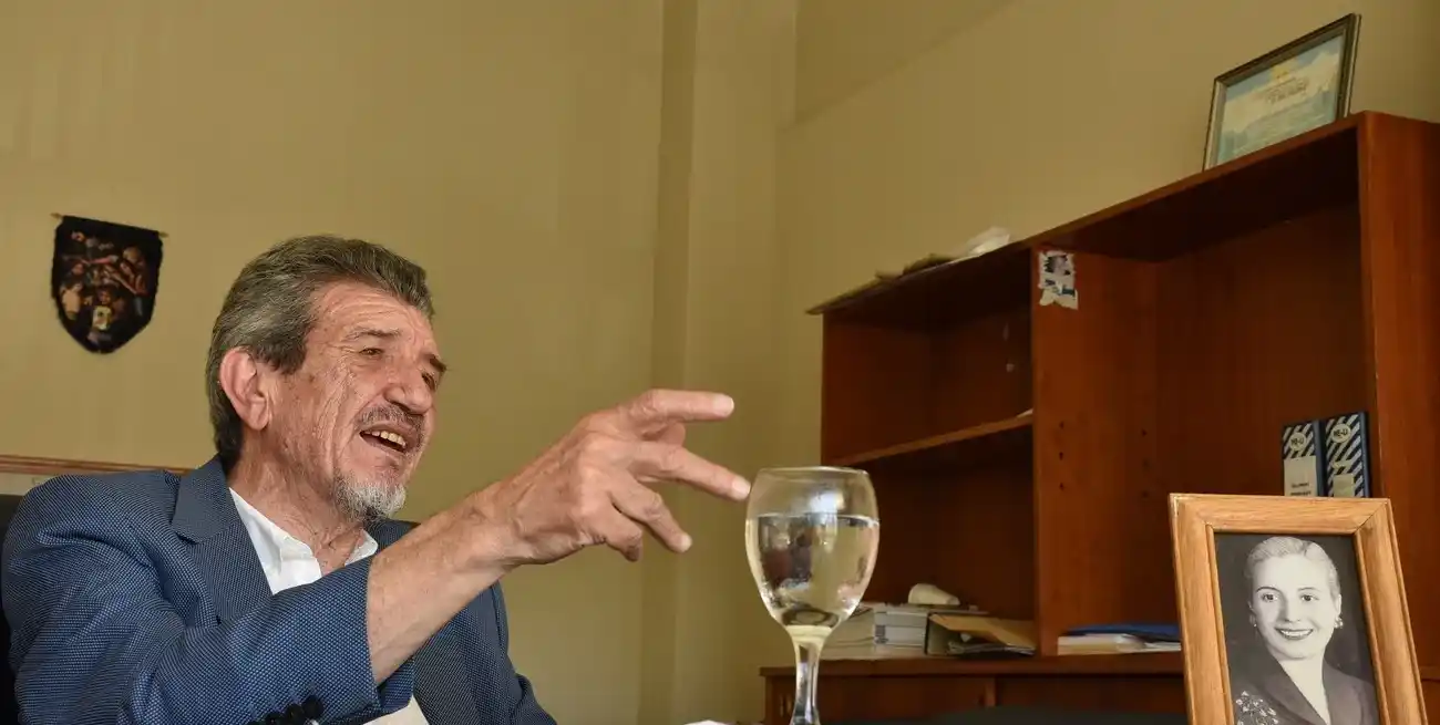 El ex gobernador falleció este viernes.