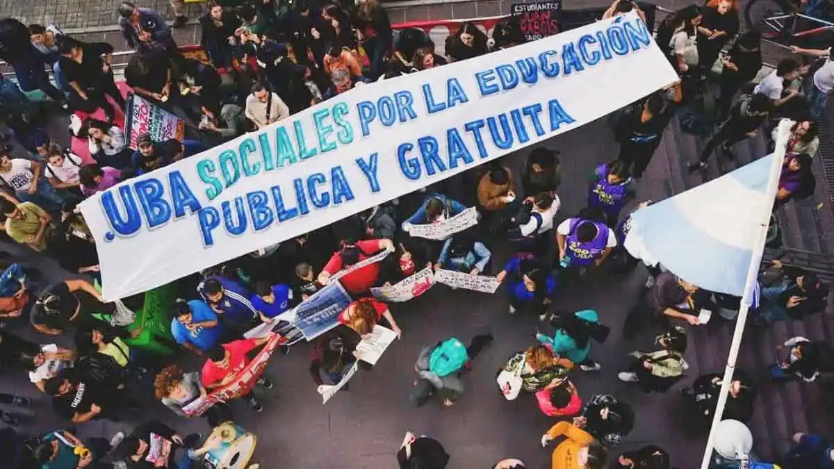 El futuro: universidad, timba o pobreza