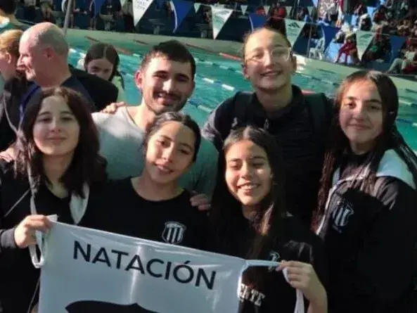 Las nadadoras del CAI rafaelino se destacaron en la Copa Santa FE. Foto:CAI