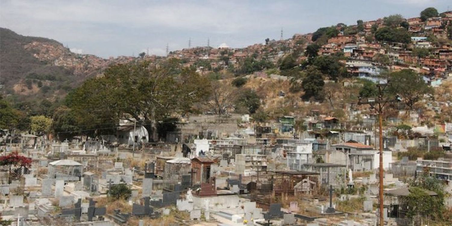 Tiroteo en el Cementerio General del Sur: Cicpc se enfrentó a delincuentes de la Cota 905