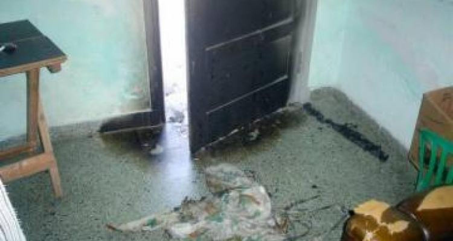 Incendio intencional, disparos y amenazas