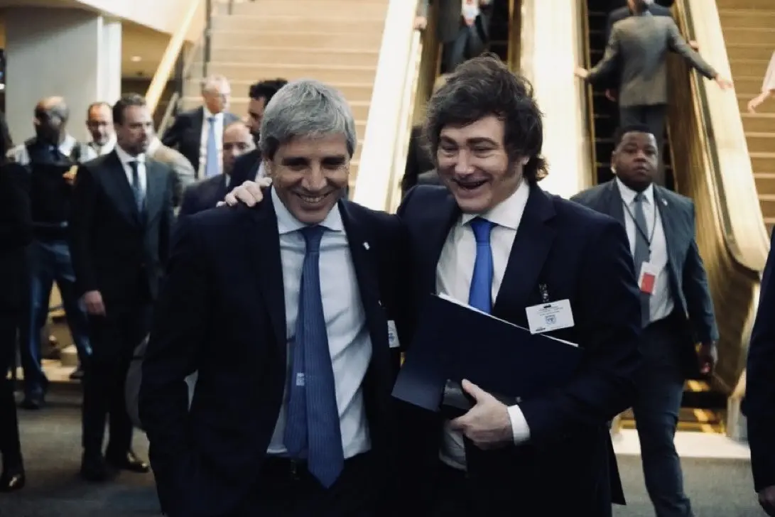 X Javier Milei