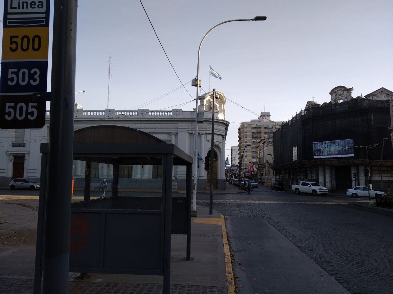 Sin clases, transporte, dependencias públicas ni bancos, el paro se siente en Tandil