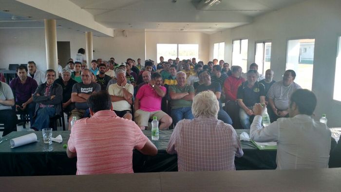 Imagen de los concurrentes a la asamblea de hoy. 