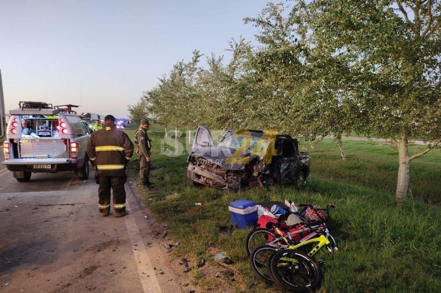 Un herido grave tras la colisión entre un micro y una camioneta sobre la Ruta Nacional 34 