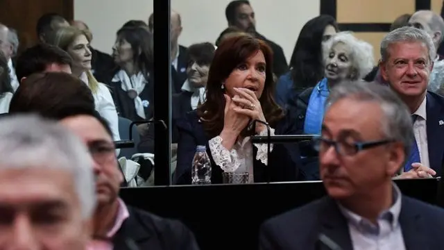No se suspende el juicio a Cristina Fernández