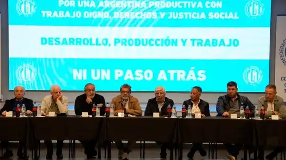 La CGT debatió cómo enfrentar la reforma laboral del presidente Milei y no descartaron protestas