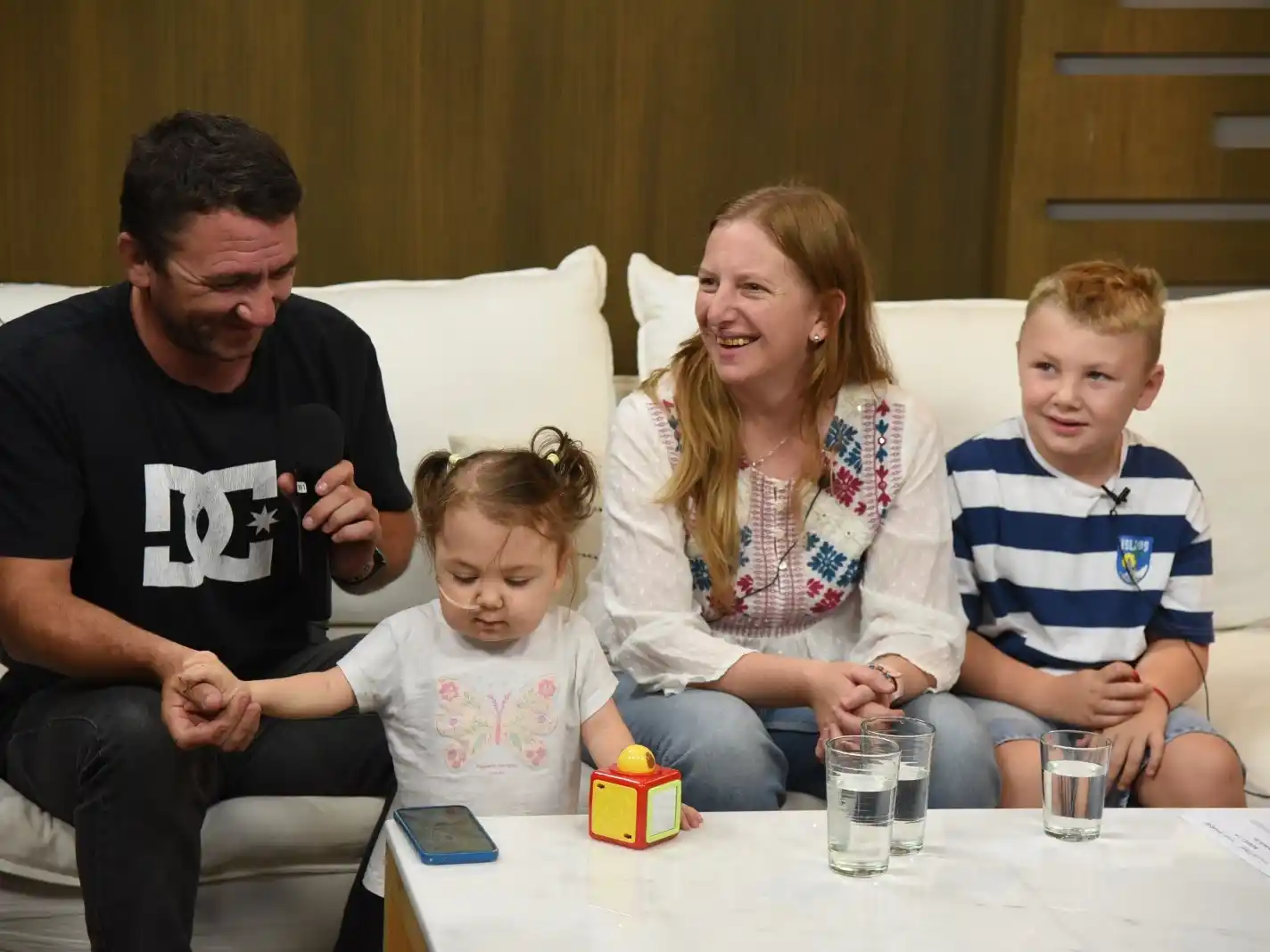 La familia de Inés Socobehere en El Eco Multimedios.