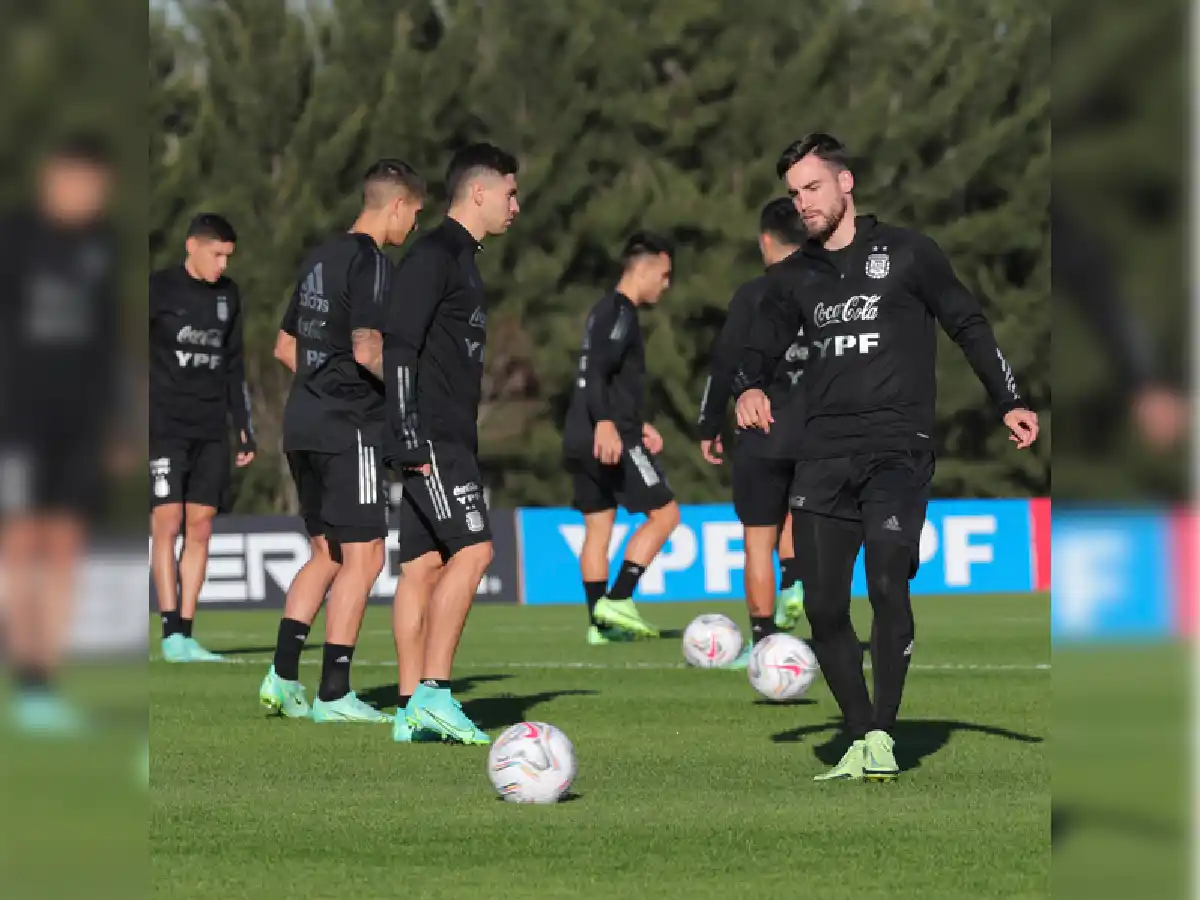 Scaloni no define el once inicial