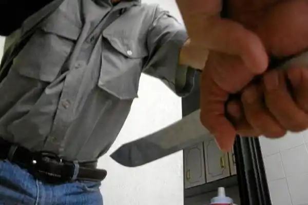 Otro joven herido de arma blanca