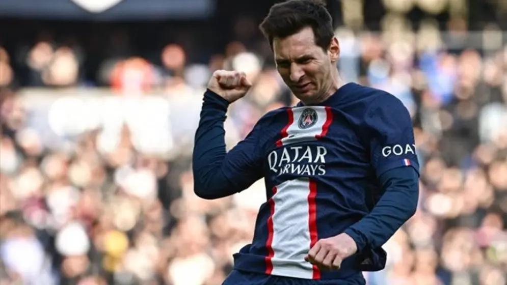 Messi le dio el triunfo al PSG con un golazo de tiro libre