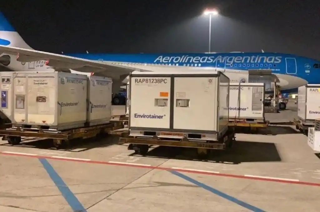 El Ministerio de Salud comenzó a distribuir 399.000 dosis de Sputnik V en todo el país