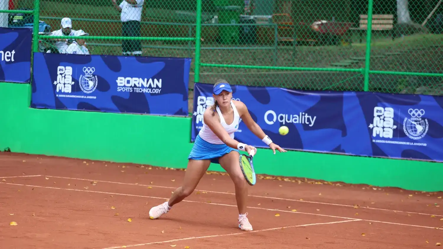 Larraya Guidi avanzó a semis.