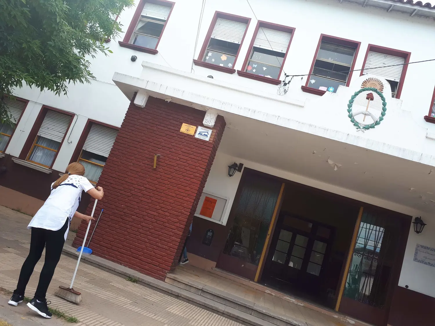La escuela 6 no vuelve a clases presenciales: “Perdimos la adrenalina”, dijeron los egresados