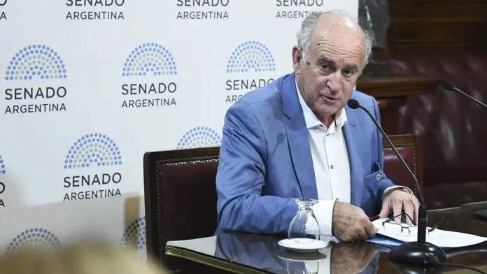 Reforma judicial: incluyen una cláusula contra las “presiones mediáticas” y hay polémica