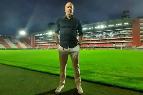 Verón defendió el acuerdo con Foster Gillett