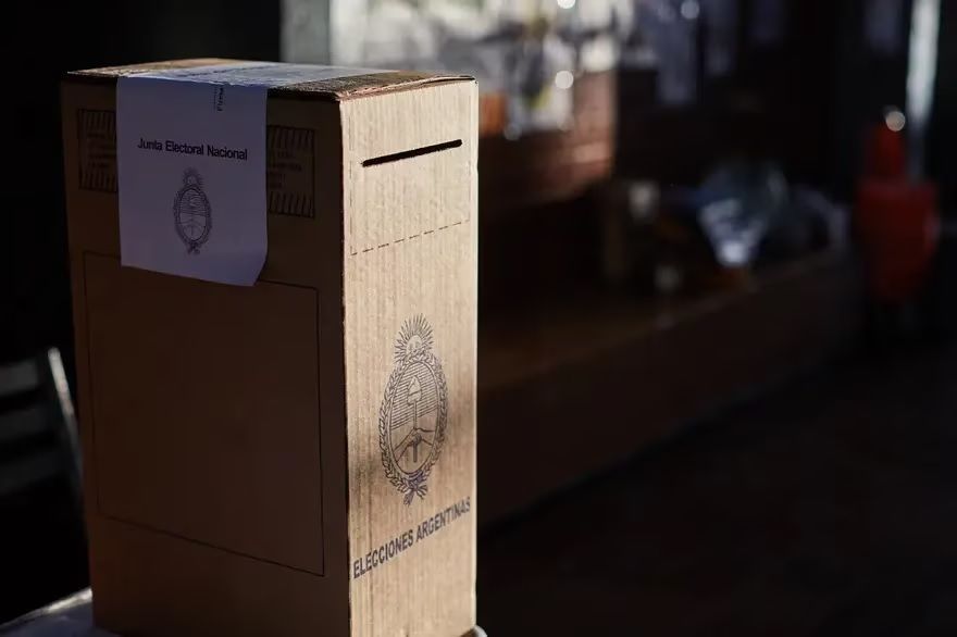 Cobertura de las elecciones PASO en Paralelo 32 a través de streaming y en la web