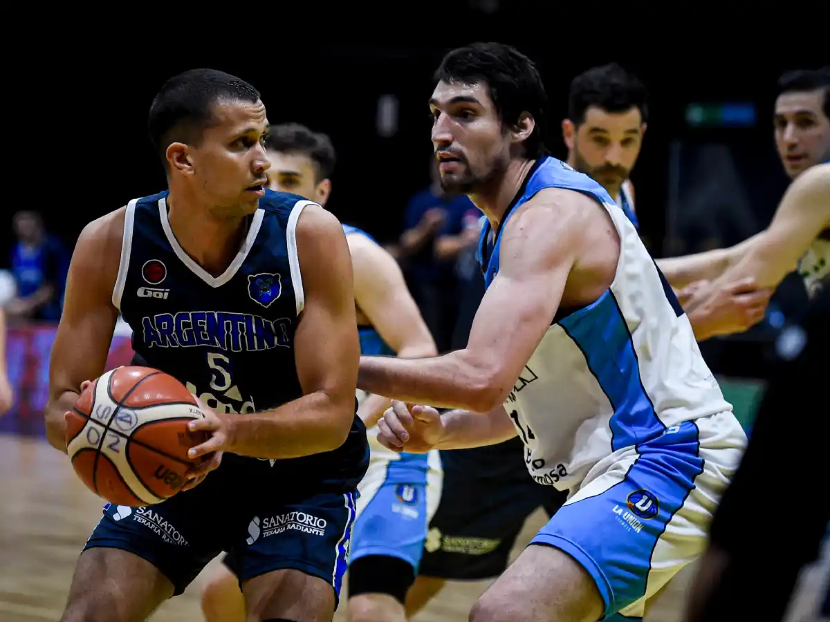 Peralta jugó en la derrota de Argentino 