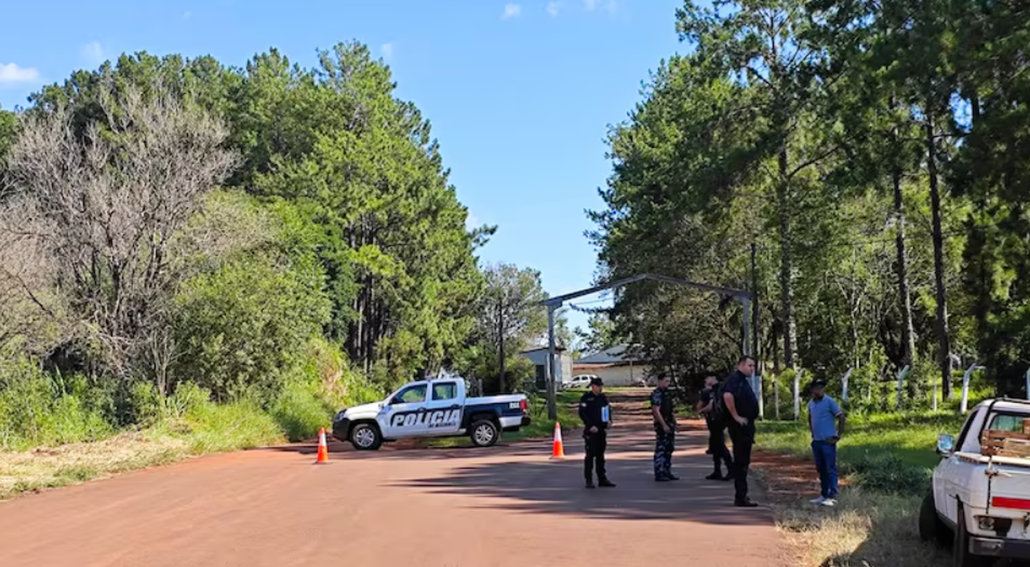 Misiones: un grupo comando copó una base policial, ejecutó a un suboficial y robó armas de guerra