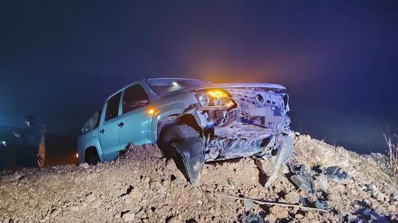 Sin luces ni advertencias: otro accidente en la inconclusa autovía de la Ruta 18