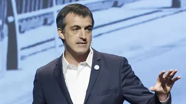 Esteban Bullrich sobre proyecto de tarifas opositor: «Es deseable pero impagable»