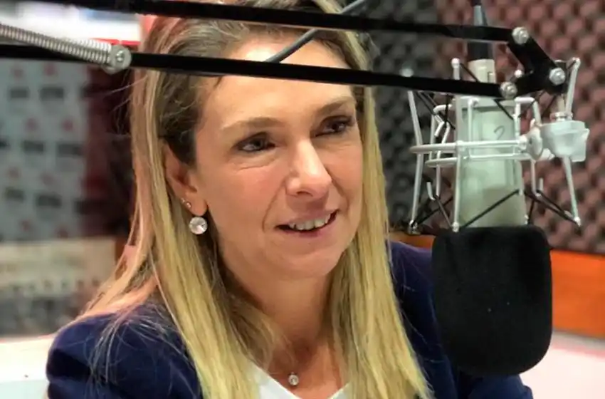 «Le voy a pedir el teléfono por Instagram así se entera de lo que pasa en Rosario», le respondió la presidenta del Concejo a Aníbal Fernández