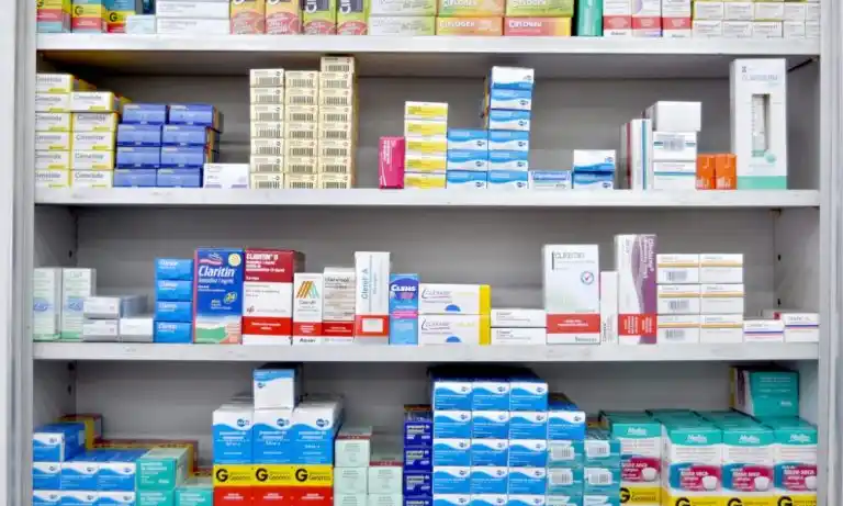 Rosarinos optan por remedios genéricos o económicos