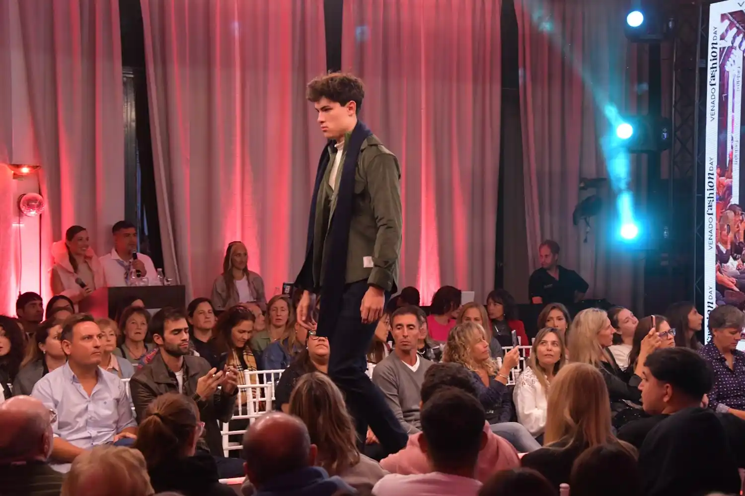 El evento reunión marcas de producción local y diseñadores.