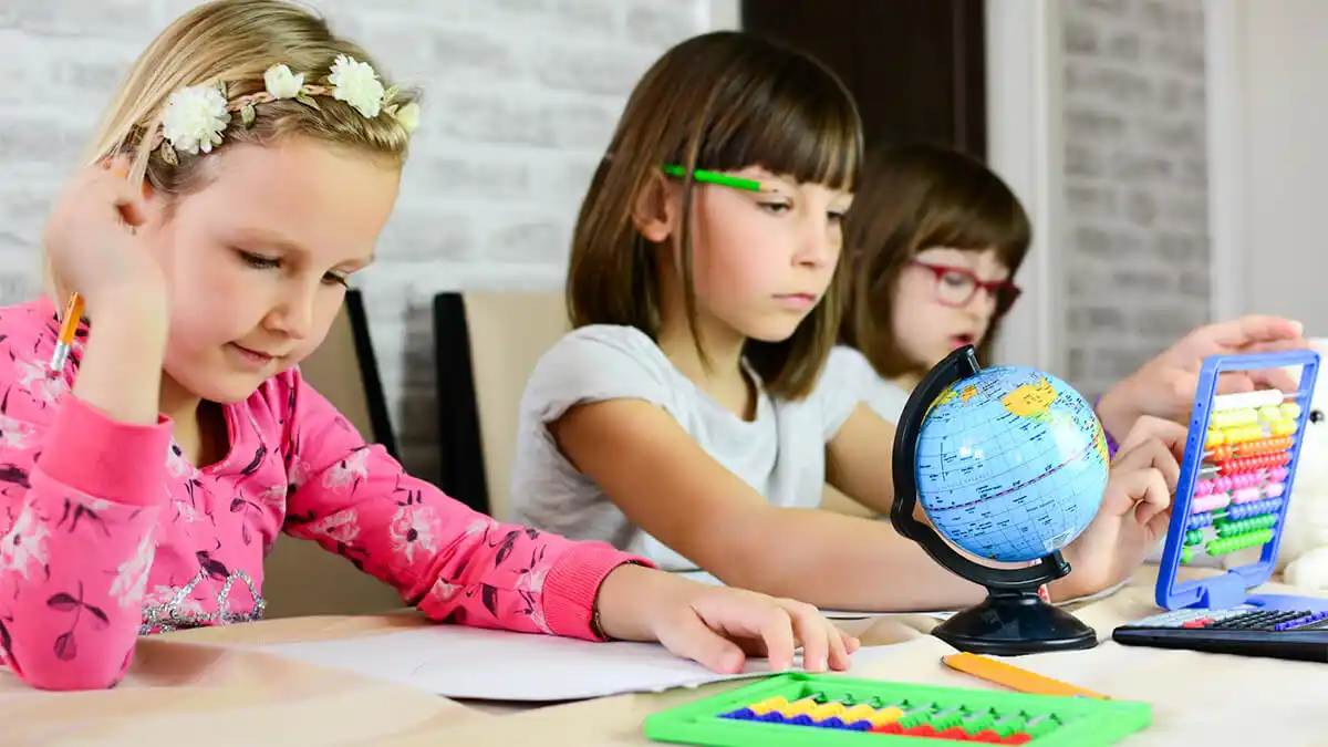 INFANCIAS OCUPADAS - 3